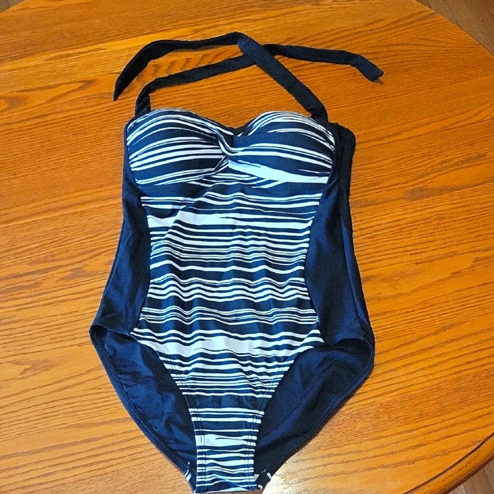 Merona Black and White Swimsuit